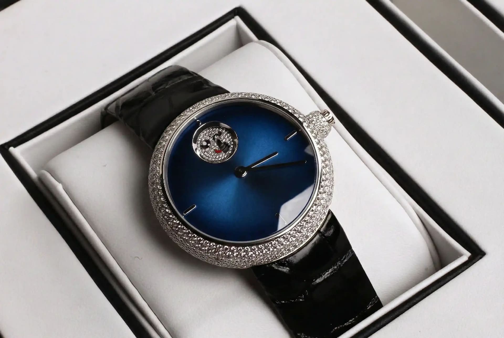 We believe in the importance of every detail, be it inside or outside